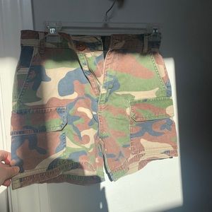 Jean camo shorts